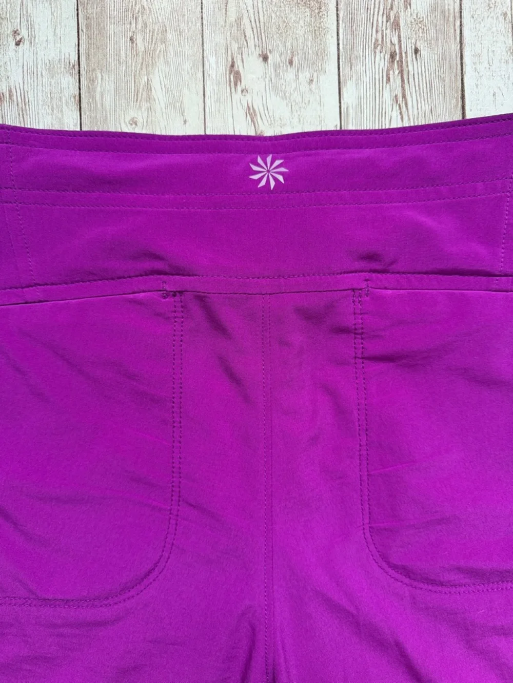 Athleta Costa Shorts sz 6 Purple Fuchsia Lightweight Outdoor Swim Athletic - Picture 6 of 13